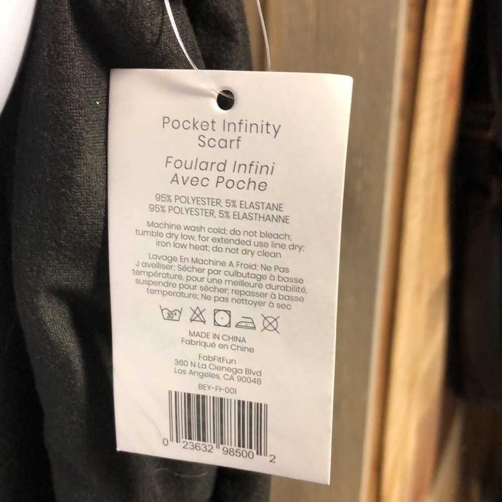 Beyond Yoga Pocket Infinity Scarf - Picture 11 of 13